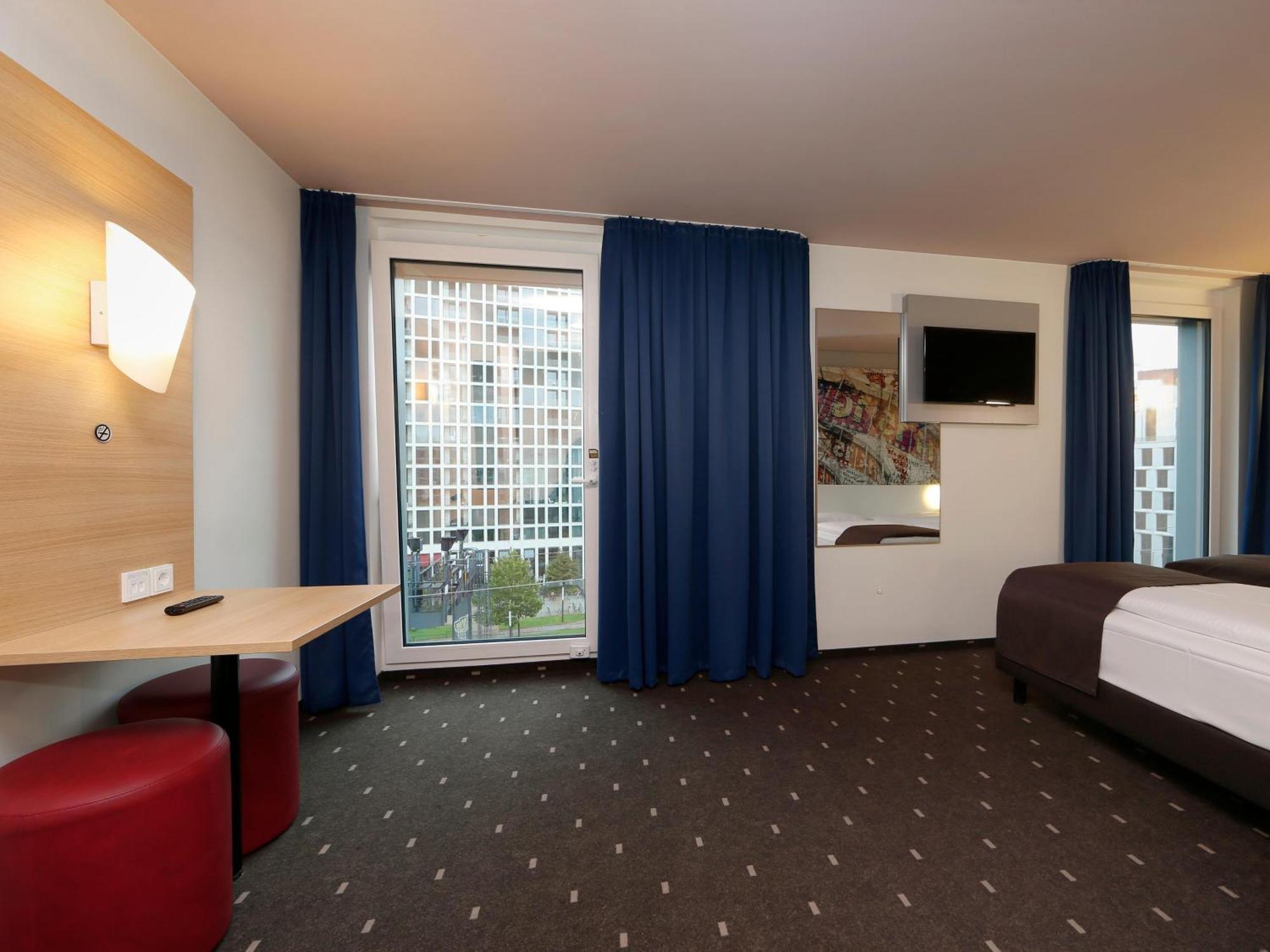B&B Hotel Berlin-Alexanderplatz Exterior photo