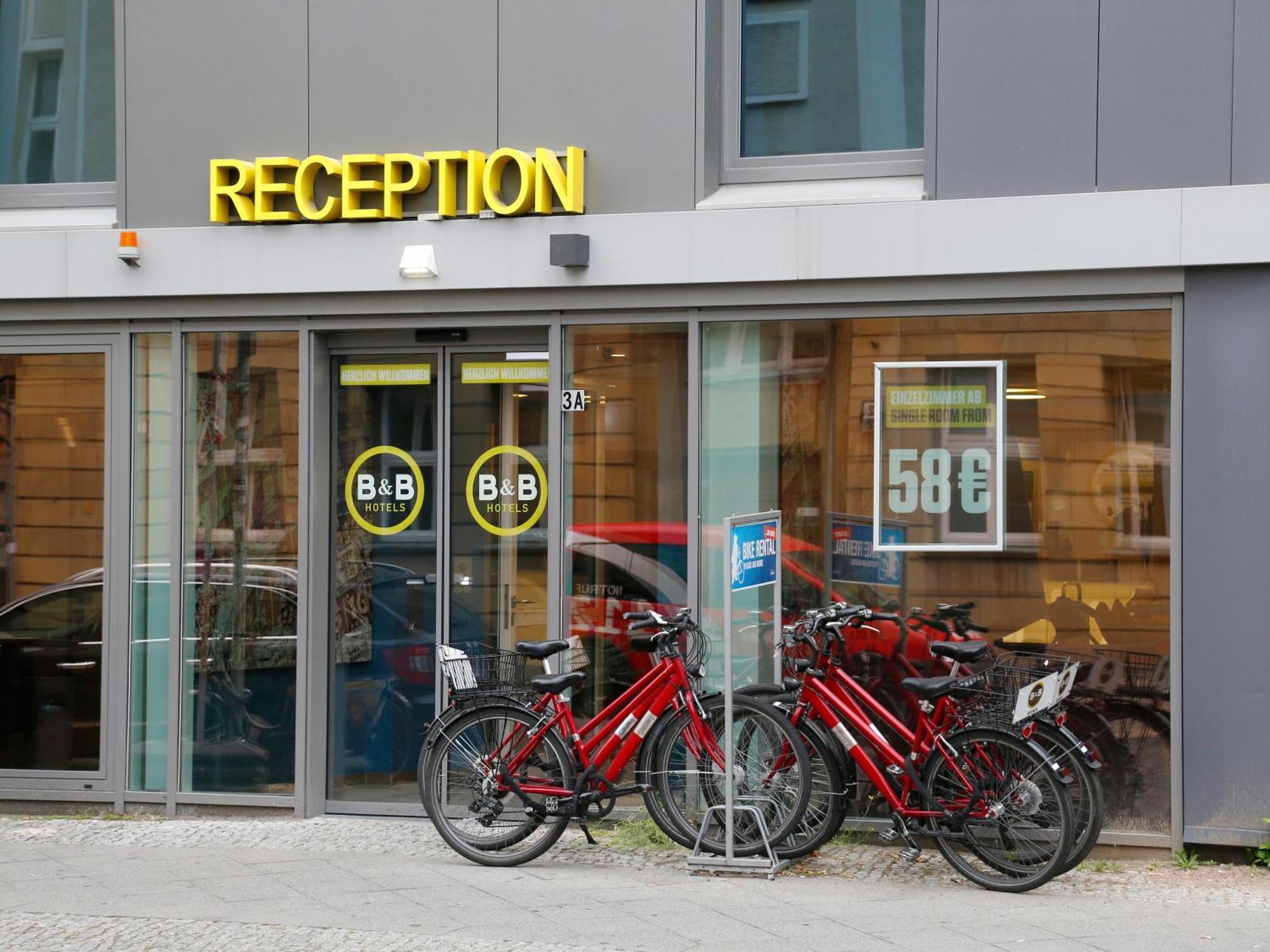 B&B Hotel Berlin-Alexanderplatz Exterior photo