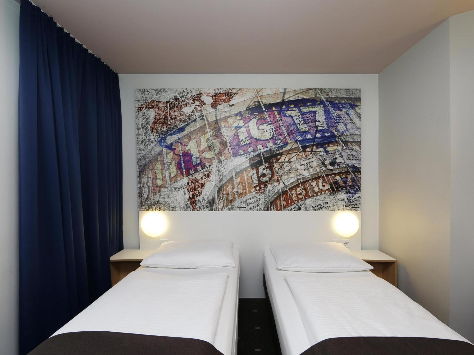 B&B Hotel Berlin-Alexanderplatz Exterior photo